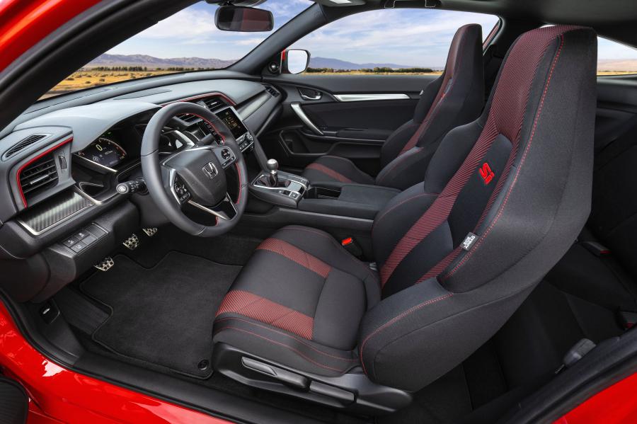 Интерьер Honda Civic Si Coupe (FC) 2019 года  (NA) (фото 10 из 30)